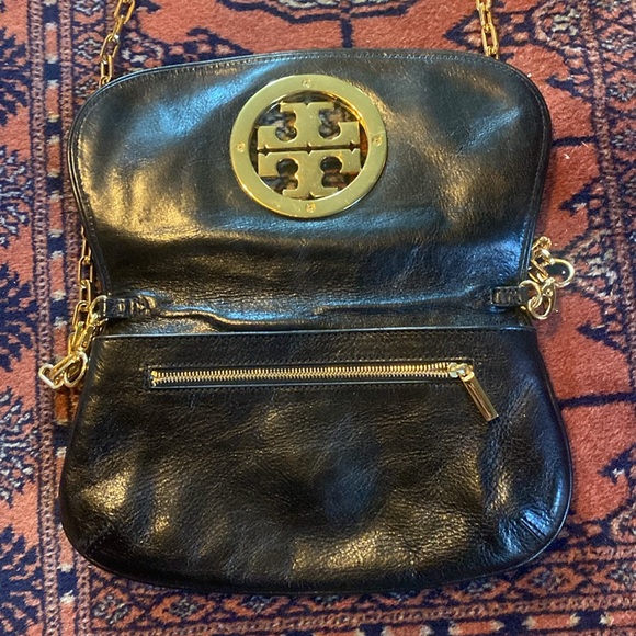 Tory Burch Designer clutch with gold chain and leather strap - Picture 4 of 8